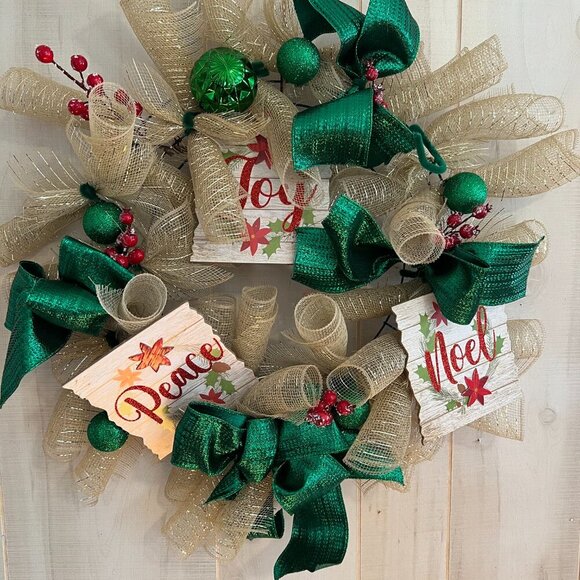Handmade Joy, Peace & Noel Christmas Wreath - Picture 3 of 9